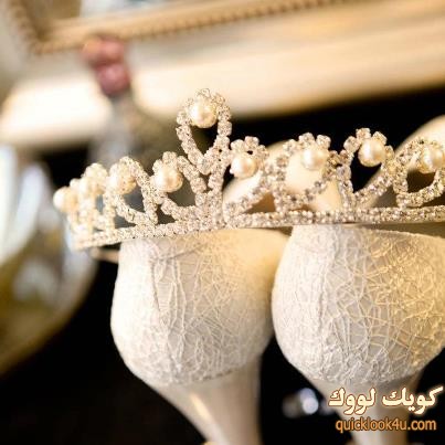 المرأة-حذاء-تاج
