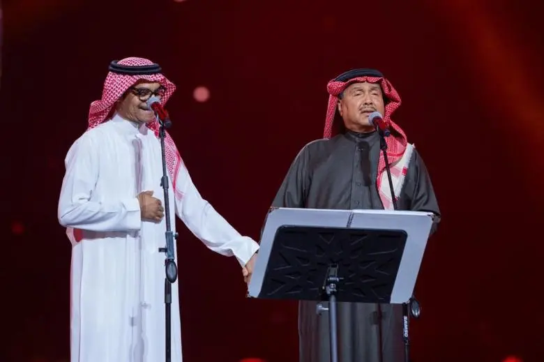 موسم الرياض يشعله محمد عبده بأروع أغانيه